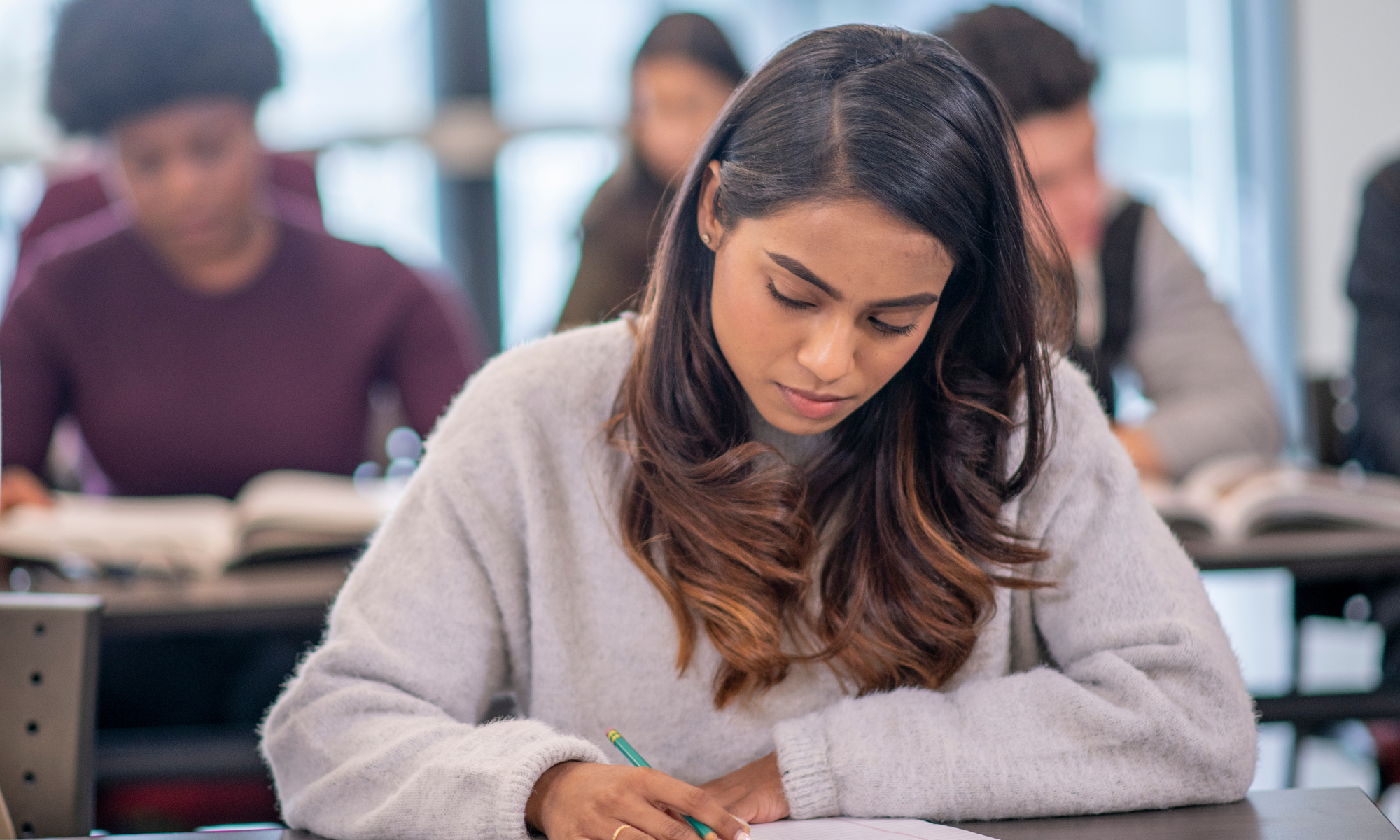 Top Ivy League Admissions Consulting Firms Student in a classroom setting | Best Ivy League Consultants